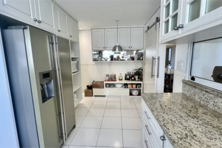 Apartamento à venda com 3 suítes em Perdizes, São Paulo, SP