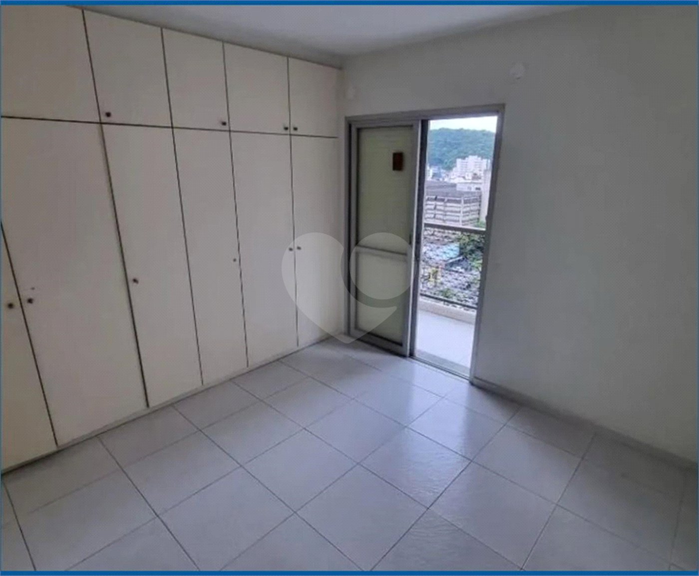 Apartamento à venda com 3 quartos em Pitangueiras, Guarujá, SP