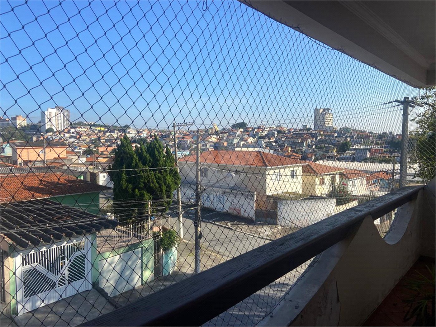 Sobrado à venda com 3 quartos, sendo 1 suíte,  em Jardim Selma Helena, Poá, SP