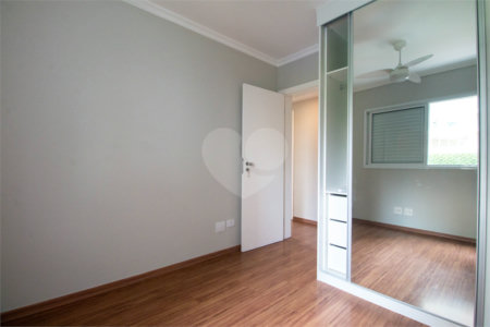 Apartamento à venda com 3 quartos, sendo 1 suíte, em Panamby, São Paulo, SP