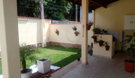 Casa à venda com 3 quartos, sendo 1 suíte,  em Gabriel Piza, São Roque, SP