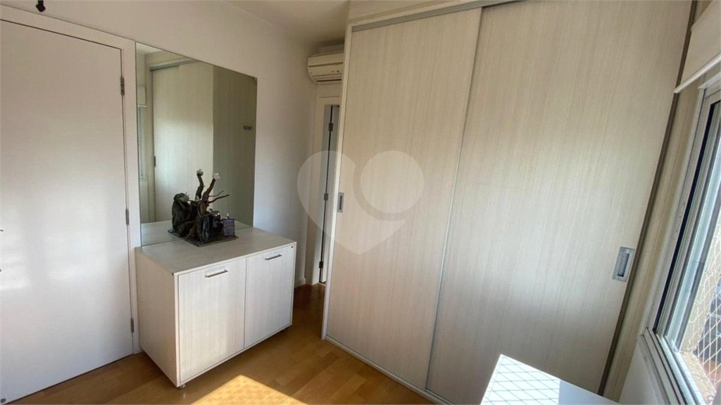 Apartamento à venda com 3 suítes em Vila Romana, São Paulo, SP