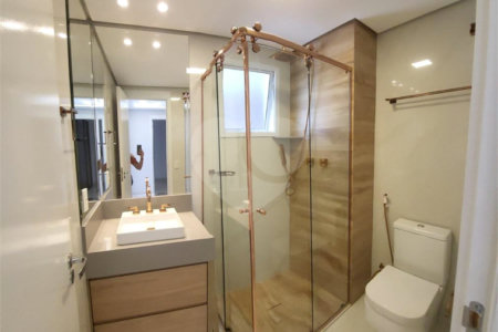 Apartamento à venda com 3 quartos, sendo 1 suíte, em Jardim Vazani, São Paulo, SP