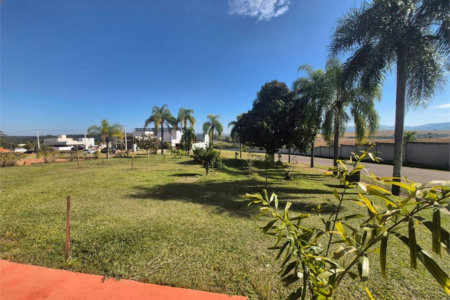Chácara com 3 dormitórios à venda, 1200 m² por R$ 870.000,00 - Condomínio Ninho Verde II - Pardinho/SP
