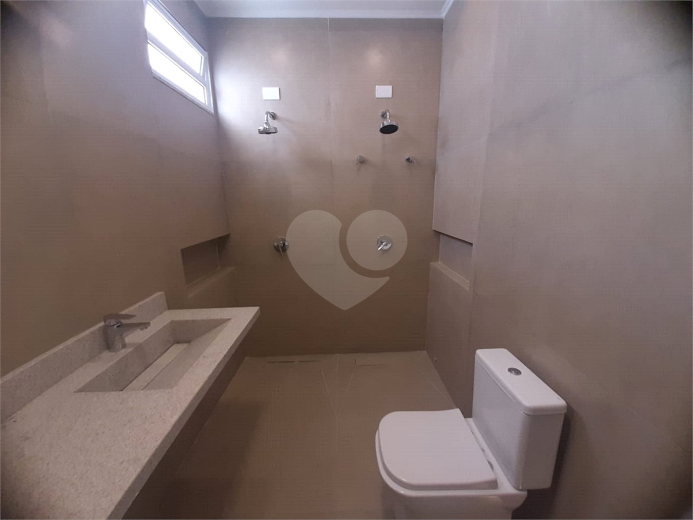 Casa Térrea à venda ou para alugar com 4 suítes em Jardim São Bento, São Paulo, SP