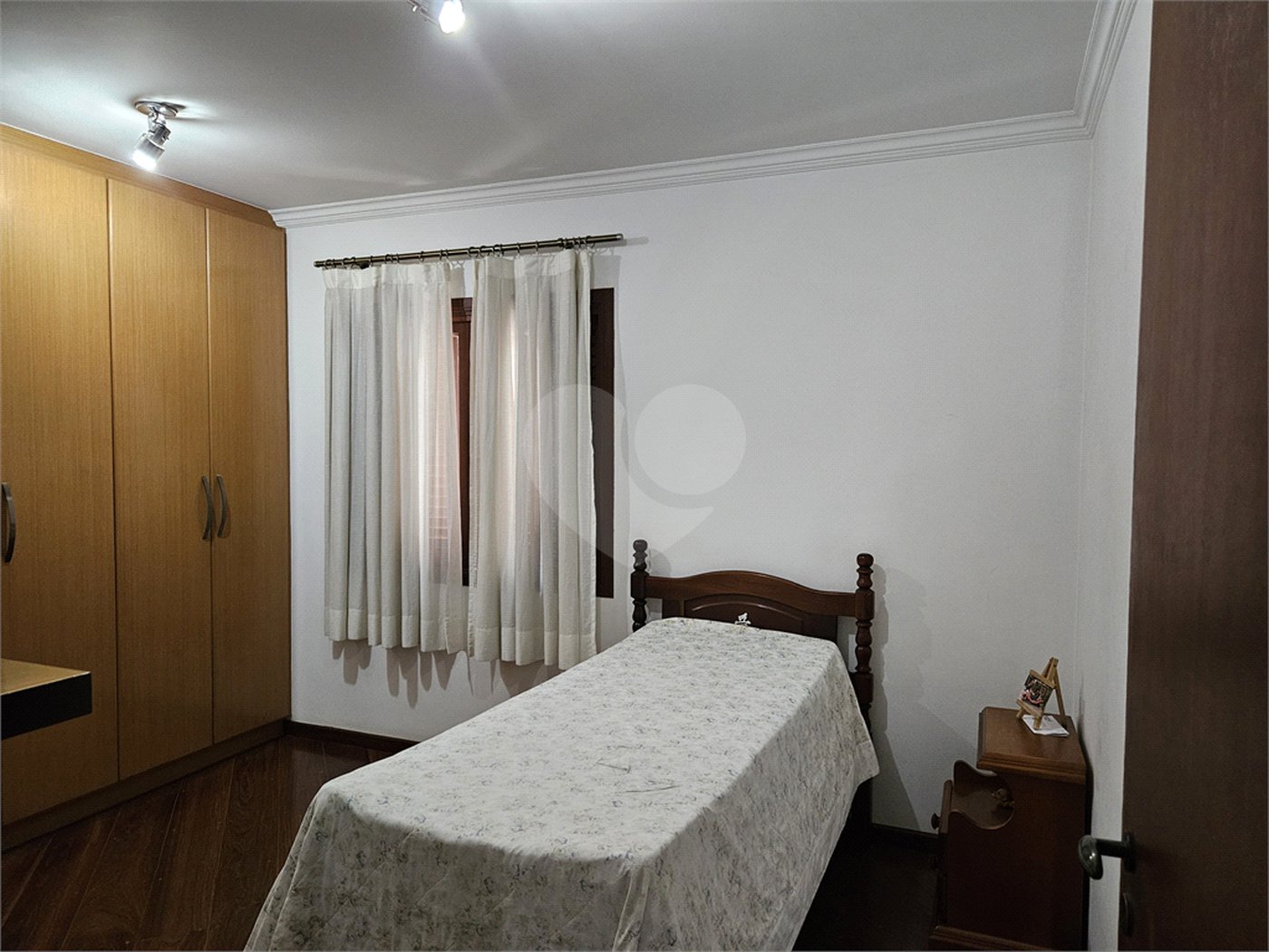 Sobrado à venda com 4 suítes em Vila Deodoro, São Paulo, SP