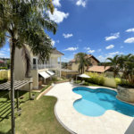 Casa à venda com 5 quartos, sendo 3 suítes,  no condomínio Village Saint Charbel, Araçoiaba da Serra - SP