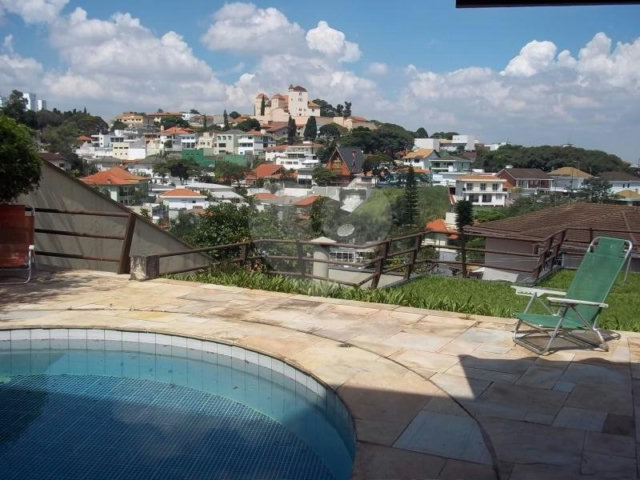 Sobrado à venda com 3 quartos, sendo 2 suítes,  em Jardim São Bento, São Paulo, SP