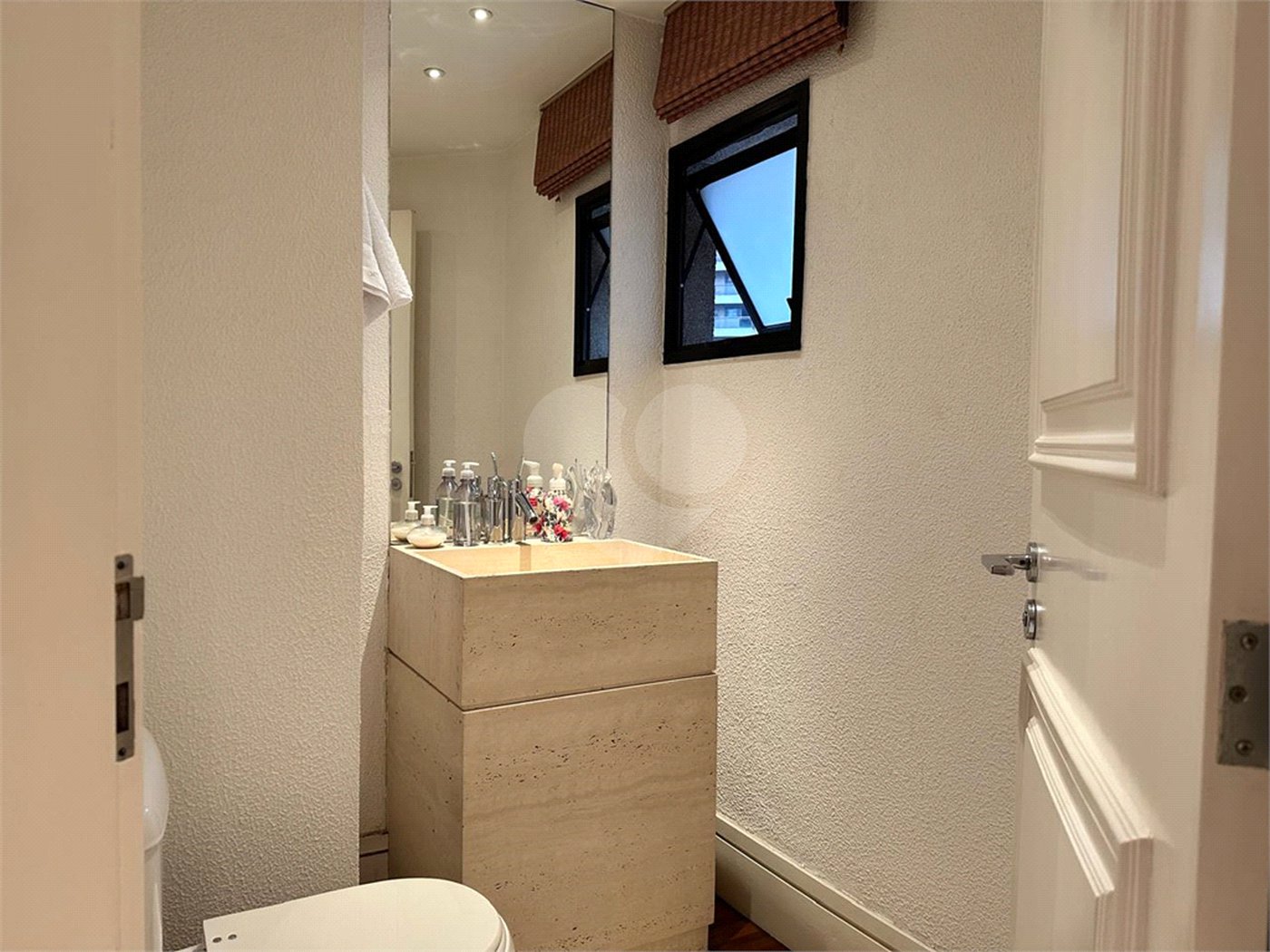 Apartamento à venda com 4 quartos, sendo 3 suítes,  em Vila Andrade, São Paulo, SP
