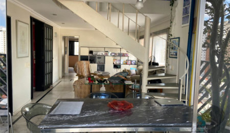 Apartamento à venda com 4 quartos, sendo 1 suíte,  em Campo Belo, São Paulo, SP