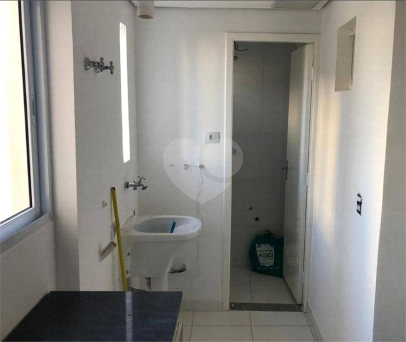 Apartamento à venda com 3 quartos, sendo 1 suíte,  em Cambuci, São Paulo, SP