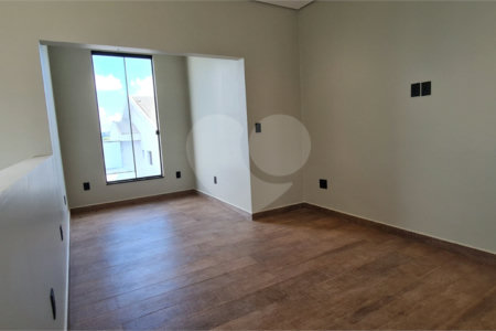Casa à venda com 1 suíte no condomínio Residencial Terras de São Francisco, Sorocaba - SP