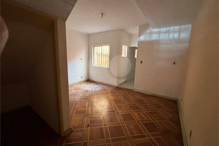 Sobrado à venda com 3 quartos em Jardim Petrópolis, São Paulo, SP