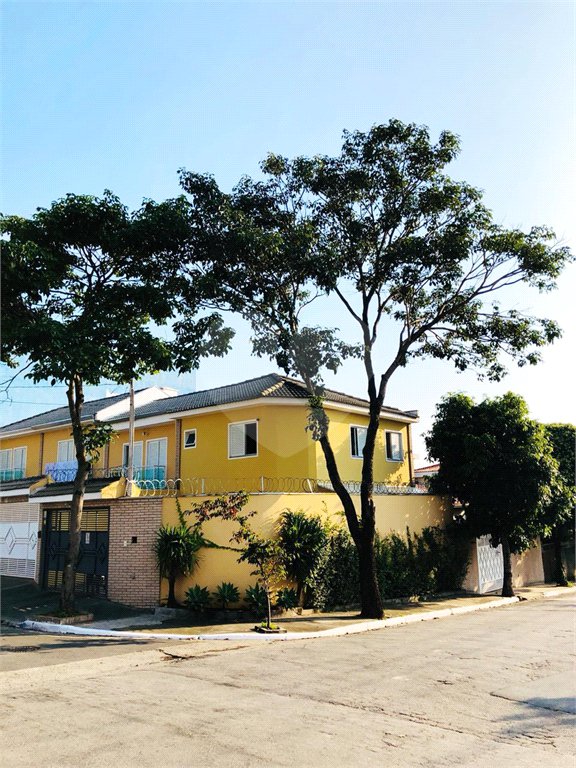 Sobrado à venda com 3 quartos, sendo 1 suíte, em Campo Grande, São Paulo, SP