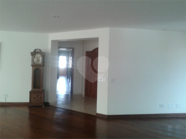Apartamento à venda com 4 quartos, sendo 3 suítes,  em Santana, São Paulo, SP