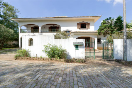 Casa à venda com 5 suítes no condomínio Chácara Flora, São Paulo - SP
