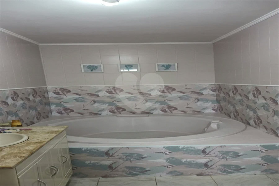 Sobrado à venda com 3 quartos, sendo 1 suíte, em Tremembé, São Paulo, SP