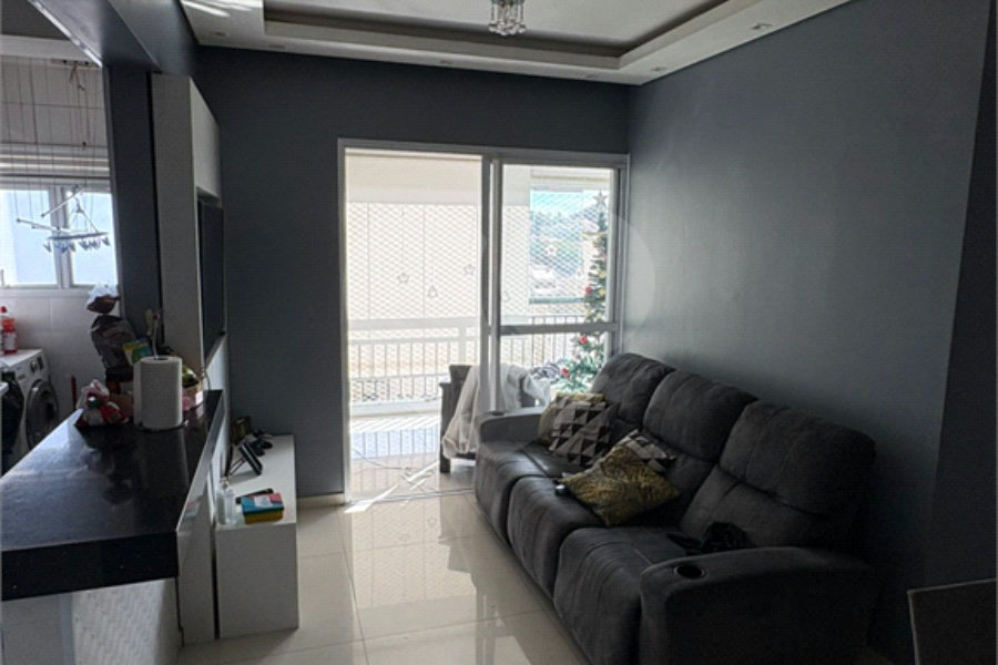 Apartamento à venda com 3 quartos, sendo 1 suíte, em Jardim Leonor Mendes de Barros, São Paulo, SP