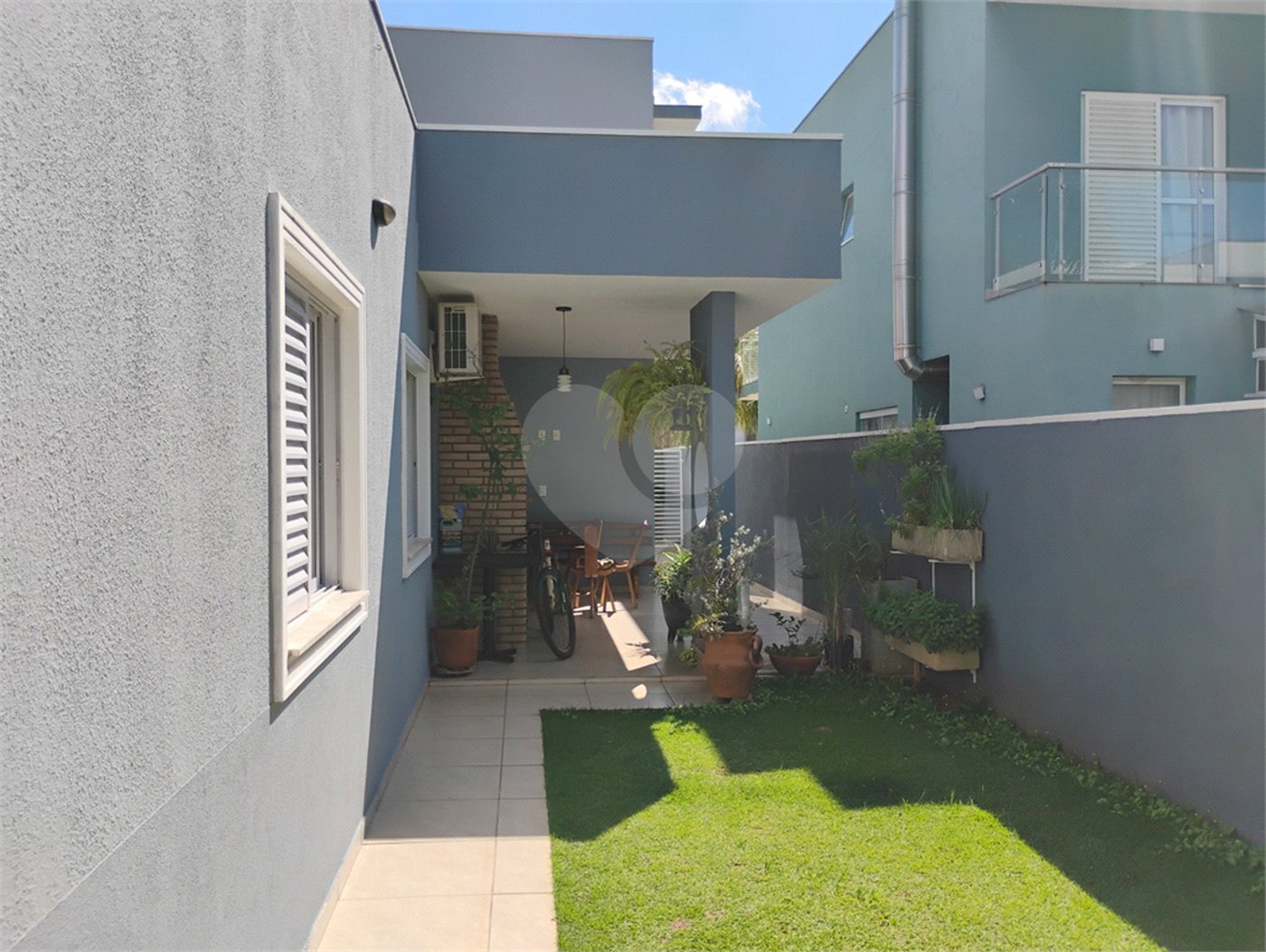 Casa à venda com 3 quartos, sendo 1 suíte, no condomínio Ibi Aram 1, Itupeva - SP