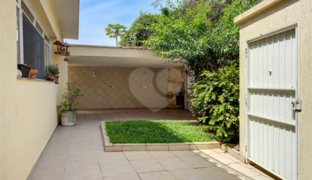 Casa de Vila à venda com 4 suítes em Granja Julieta, São Paulo, SP