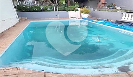 Casa Térrea à venda ou para alugar com 4 quartos, sendo 2 suítes,  no Centro, Mairiporã, SP