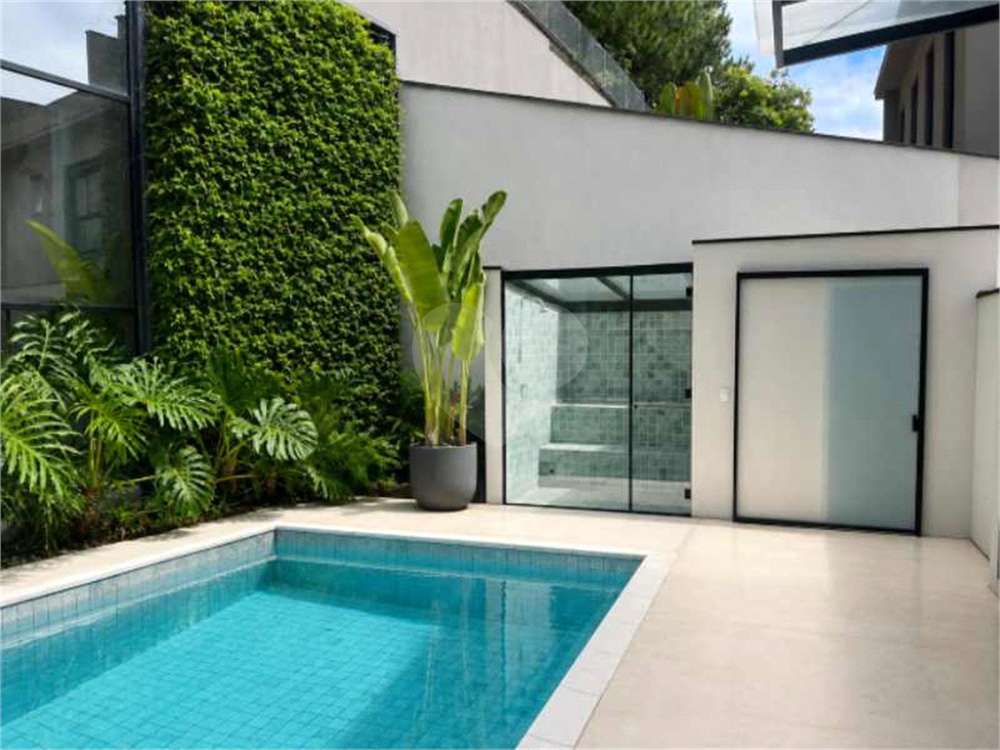Casa à venda com 5 suítes no condomínio Tamboré II, Santana de Parnaíba - SP