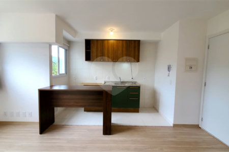 Apartamento à venda com 3 quartos, sendo 1 suíte, em Parque Santana, Mogi das Cruzes, SP