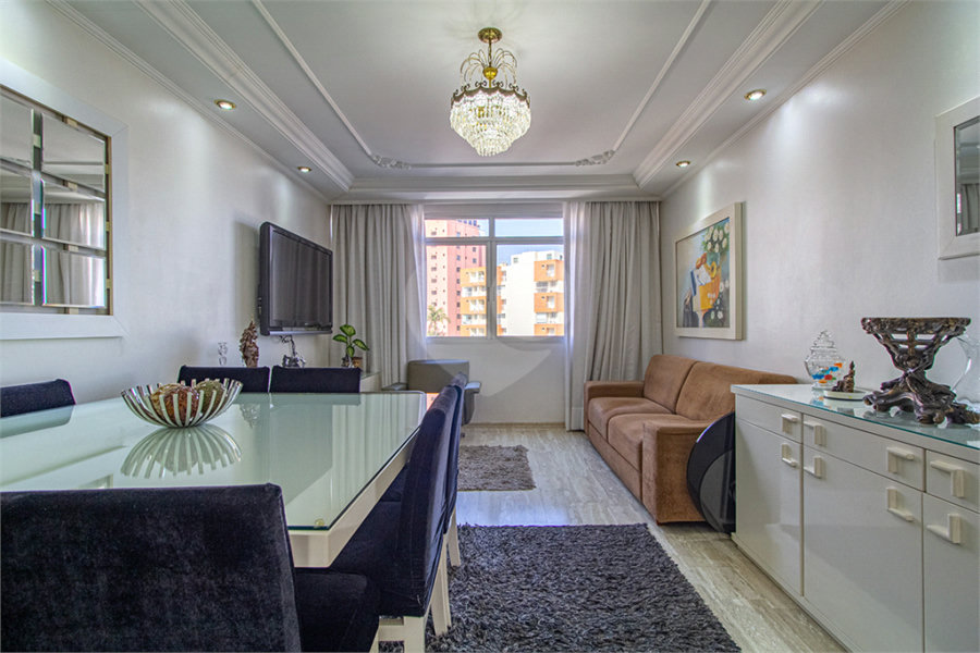 Apartamento à venda com 3 quartos, sendo 2 suítes, em Vila Madalena, São Paulo, SP