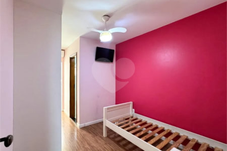 Casa à venda com 3 suítes em Água Fria, São Paulo, SP