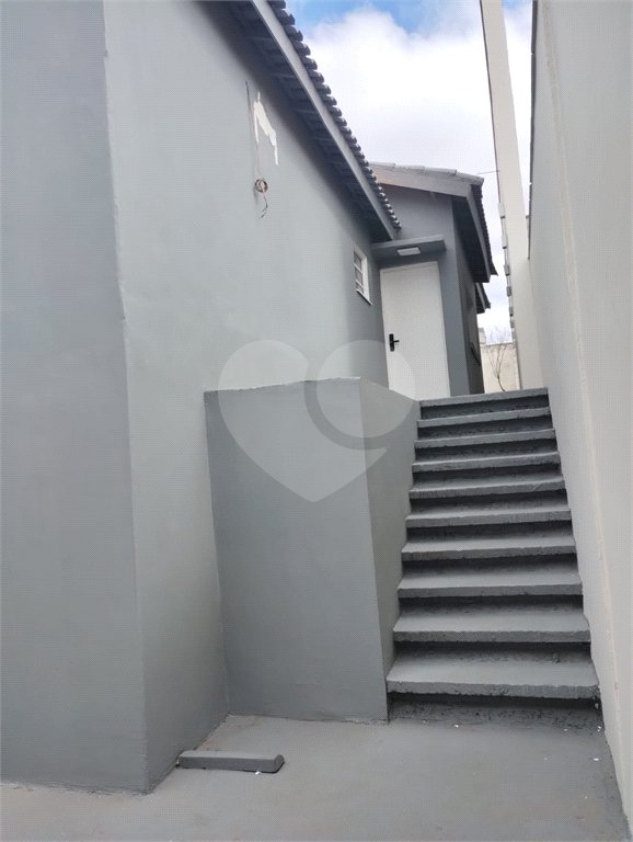 Casa Térrea à venda com 1 quarto em Vila Nivi, São Paulo, SP