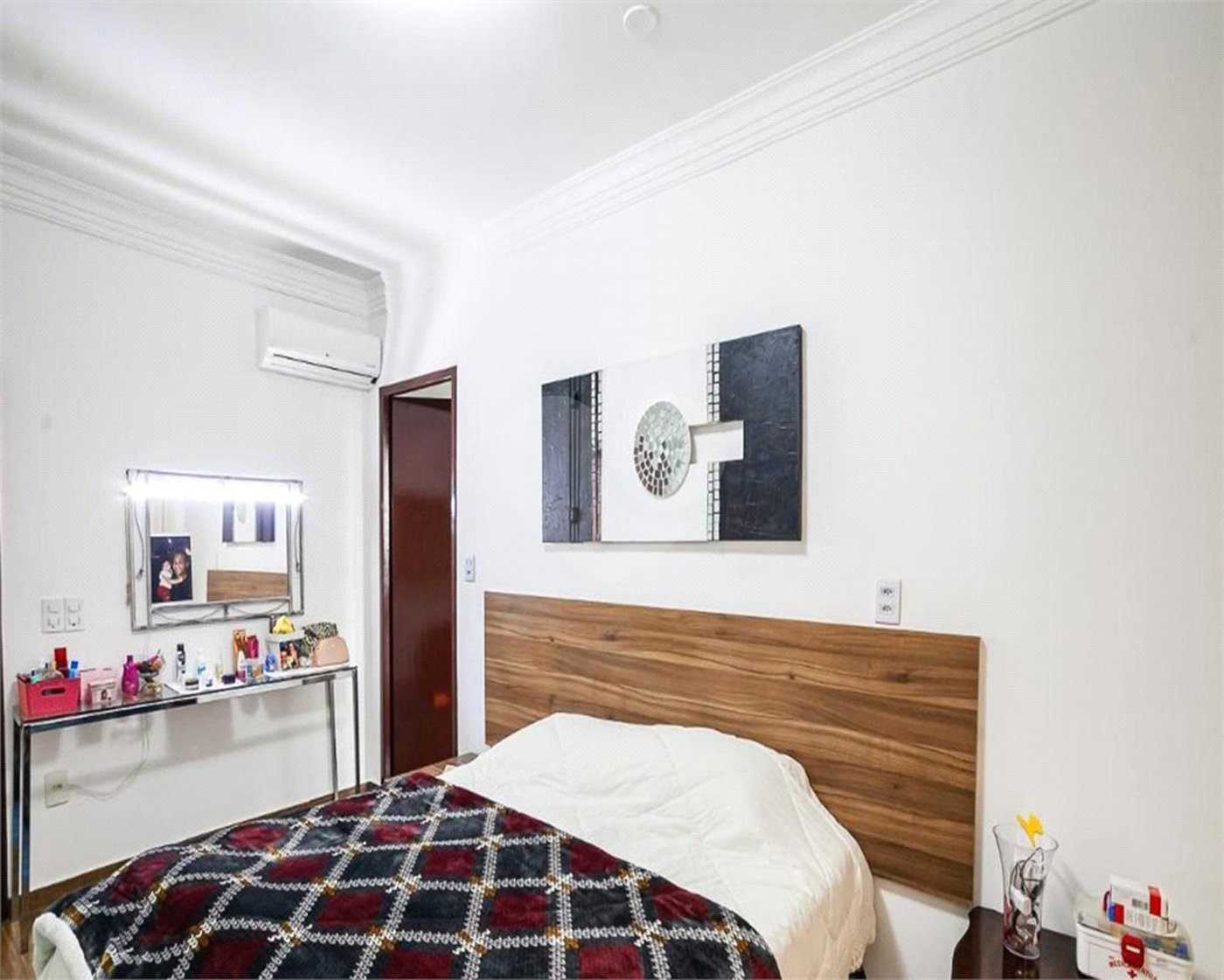 Casa à venda com 3 quartos, sendo 1 suíte, em Parque das Nações, Santo André, SP