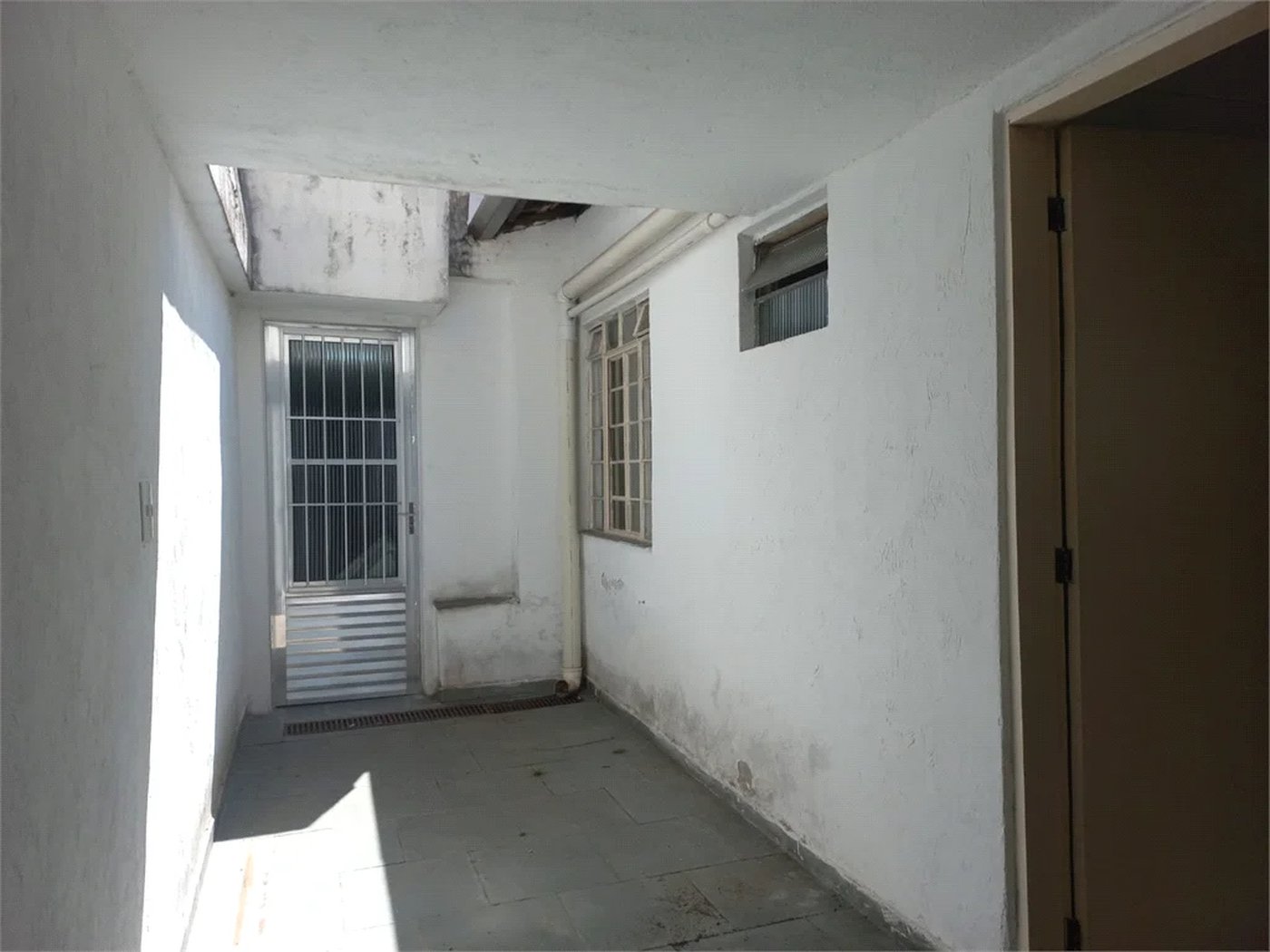 Sobrado à venda com 3 quartos, sendo 1 suíte, em Vila Lageado, São Paulo, SP
