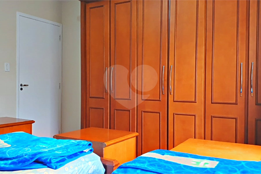 Sobrado à venda com 4 quartos em Tremembé, São Paulo, SP