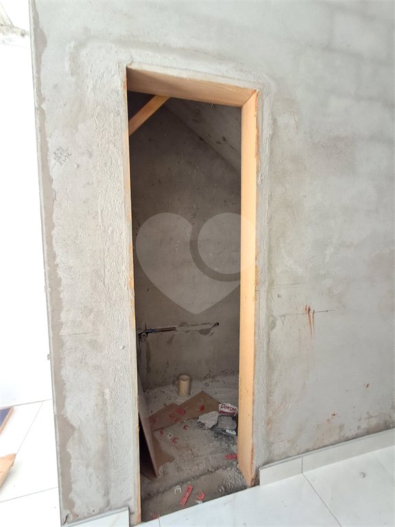 Sobrado à venda com 3 quartos, sendo 1 suíte,  em Vila Laís, São Paulo, SP