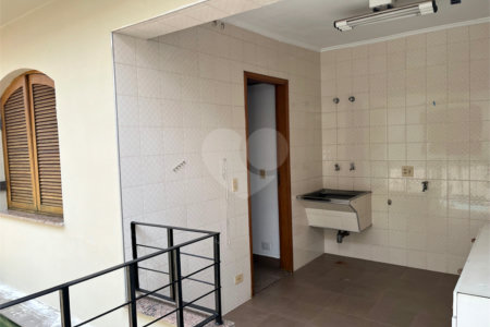 Sobrado à venda com 3 quartos, sendo 1 suíte, em Chácara Santo Antônio, São Paulo, SP