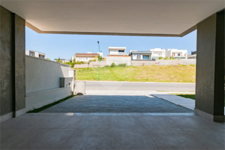 Casa à venda com 3 suítes no condomínio Residencial Mont'alcino, Valinhos - SP