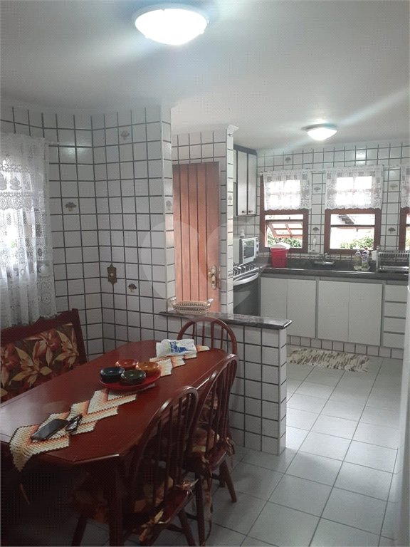 Casa com 4 dorms, Jardim Paulista, Atibaia