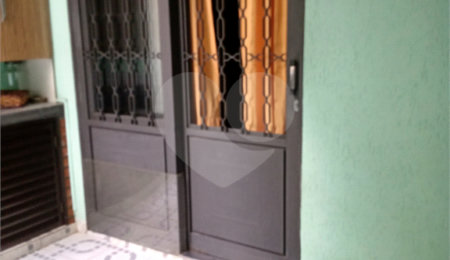Sobrado à venda com 2 suítes em Jardim Oriental, São Paulo, SP