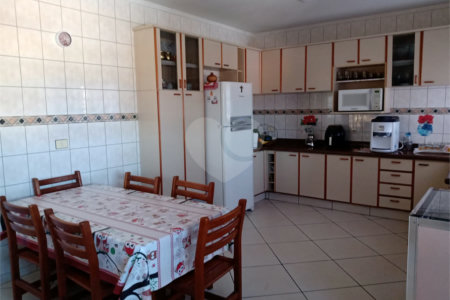 Casa à venda com 3 quartos, sendo 1 suíte, em Salto de São José, Salto, SP