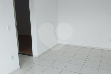 Apartamento para alugar com 2 quartos em Parque Morumbi, Votorantim, SP