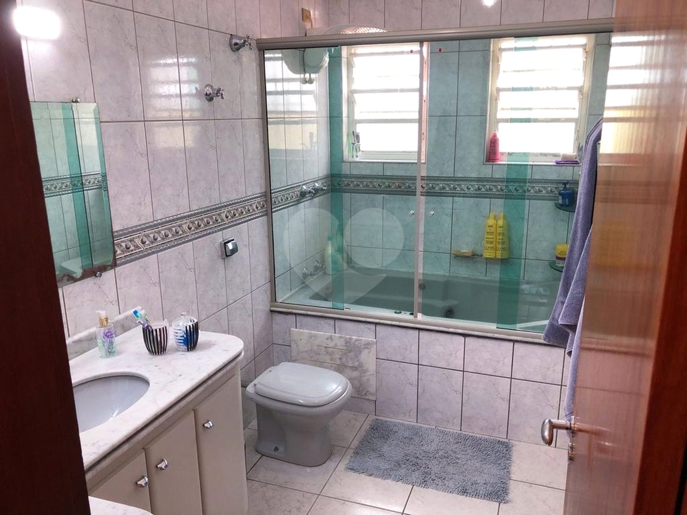 Sobrado à venda com 3 quartos, sendo 1 suíte, em Horto, São Paulo, SP