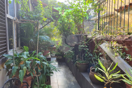Casa à venda com 5 quartos, sendo 2 suítes,  em Rio Comprido, Rio de Janeiro, RJ