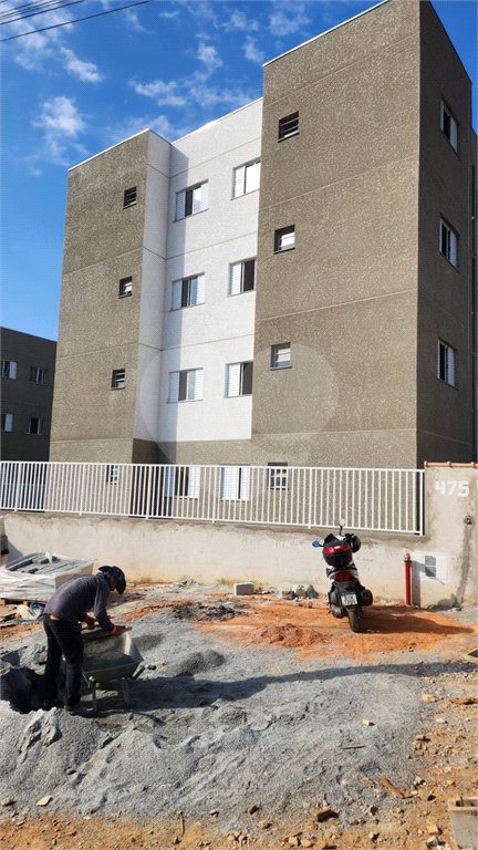 Apartamento à venda com 2 quartos em Sítio dos Fernandes, Arujá, SP