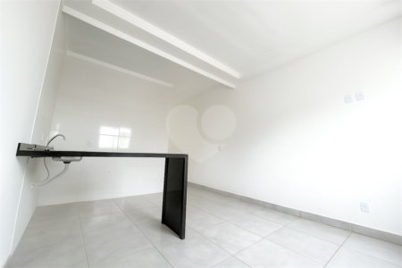 Casa de Vila à venda com 2 quartos em Jardim Residencial dos Reis, Sorocaba, SP