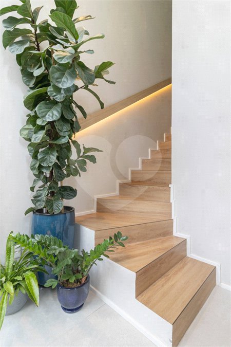Duplex à venda com 2 suítes em Indianópolis, São Paulo, SP