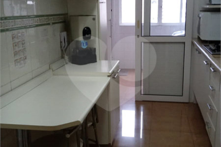 Apartamento à venda com 3 quartos, sendo 1 suíte,  em Vila Mariana, São Paulo, SP