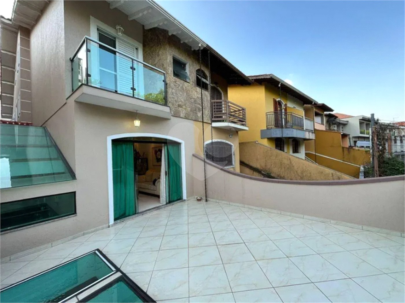 Sobrado à venda com 3 quartos, sendo 1 suíte, em Jardim Pinheiros, São Paulo, SP