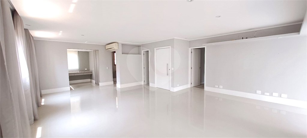 Apartamento à venda com 3 suítes em Jardim Fonte do Morumbi, São Paulo, SP