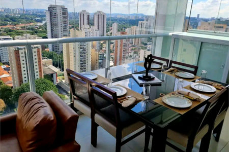 Apartamento à venda com 2 quartos, sendo 1 suíte, em Pinheiros, São Paulo, SP