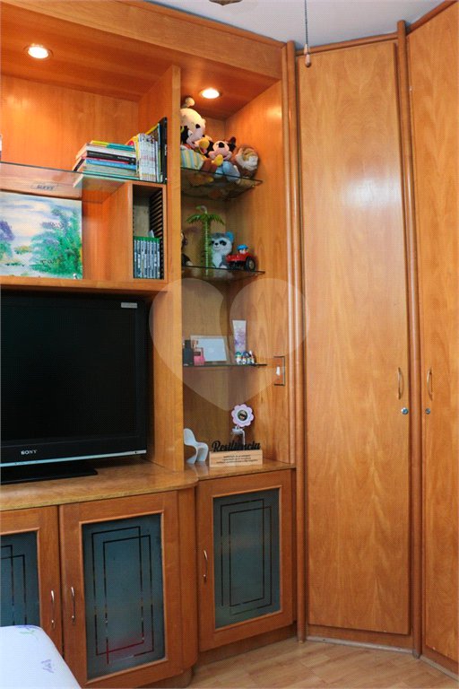 Apartamento à venda com 3 quartos, sendo 1 suíte, em Vila Gomes, São Paulo, SP